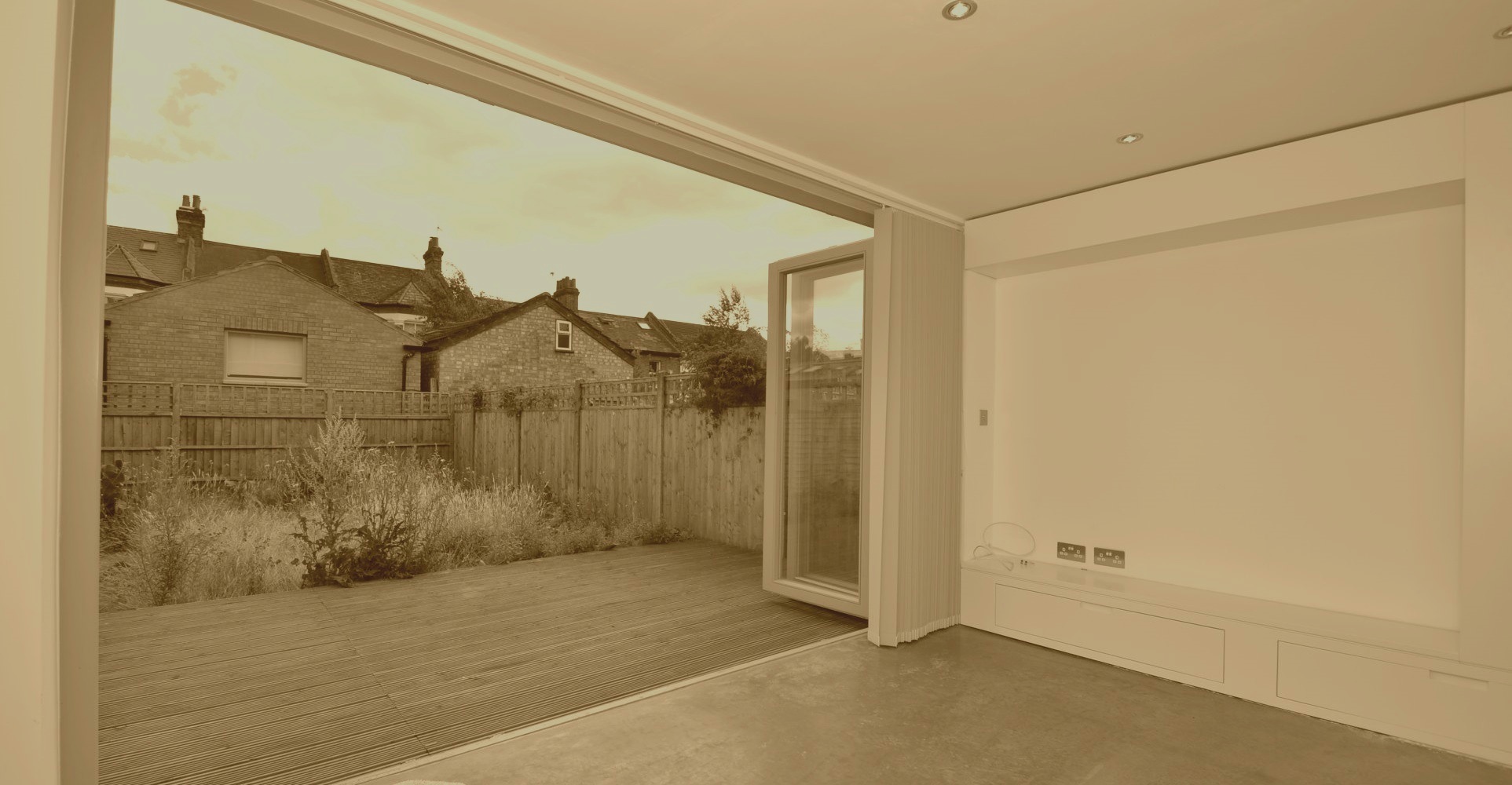 Slider, Glaziers in Addlestone, New Haw, Woodham, KT15